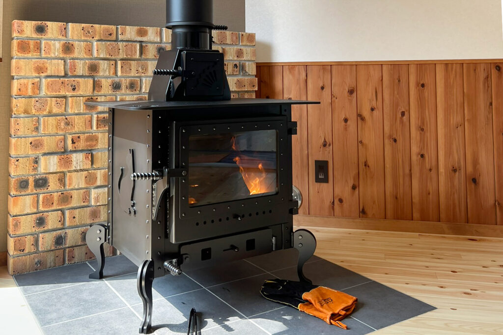 にゃんこの足あとストーブonostove138-03