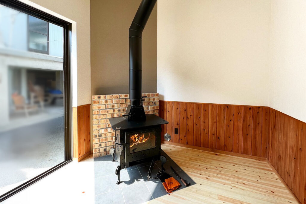 にゃんこの足あとストーブonostove138-04