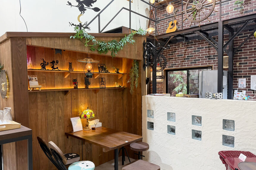 土日祝日限定カフェ