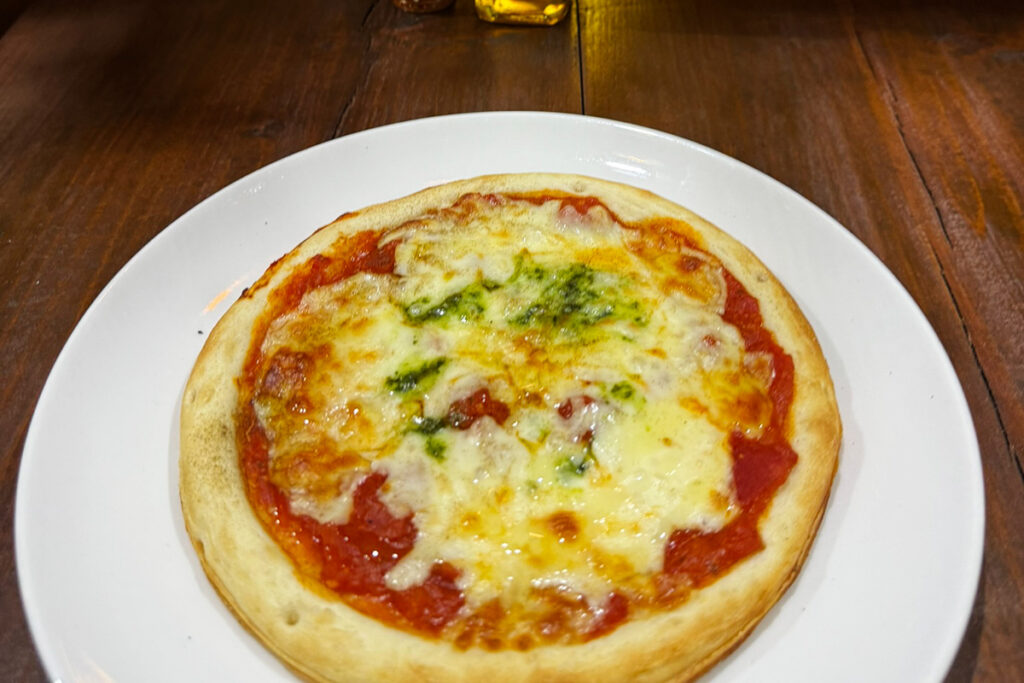 おのストーブカフェ：ピザ