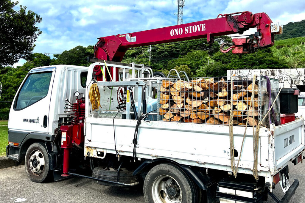おのストーブ薪の配達